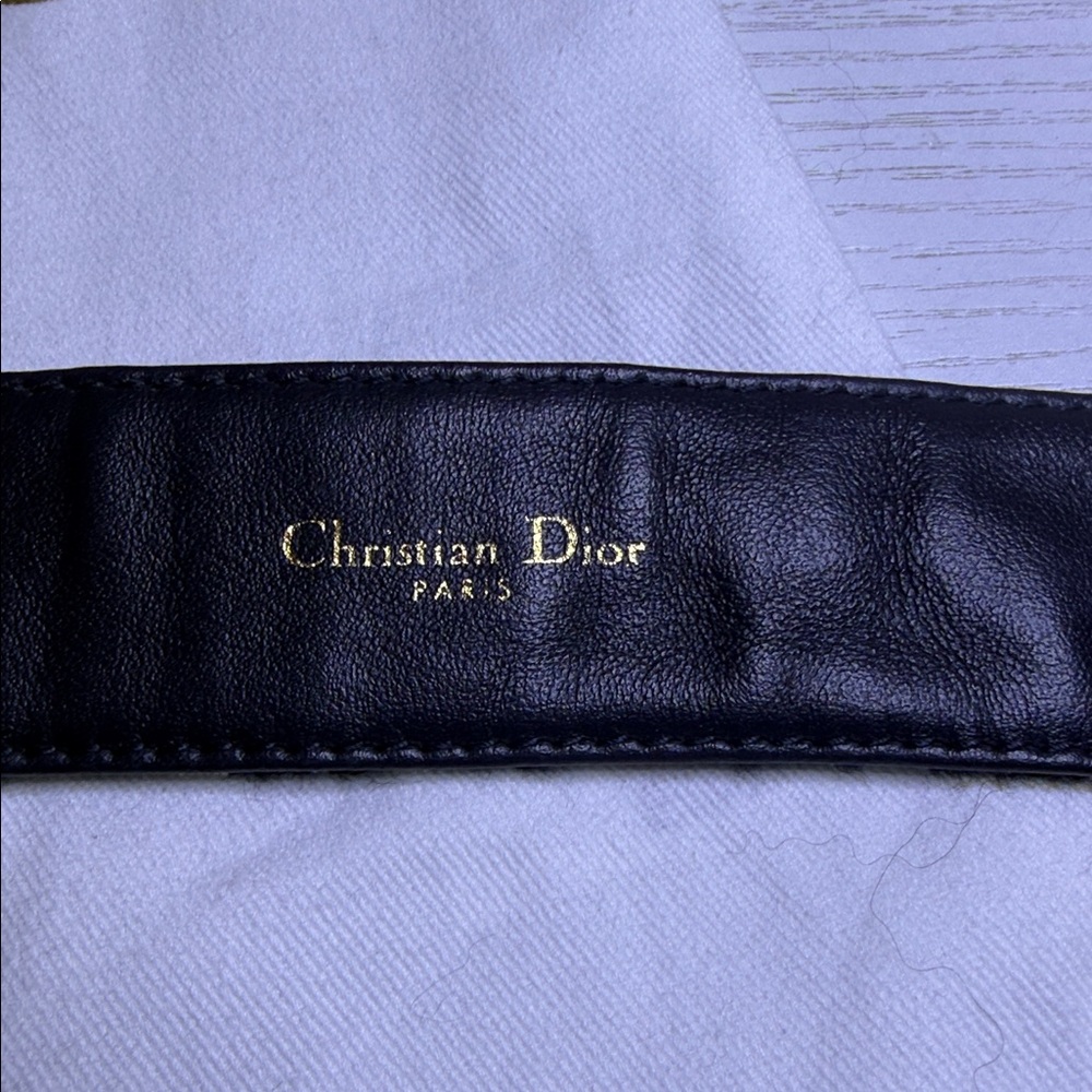 CHRISTIAN DIOR
Oblique 30 Montaigne 35mm Belt - Picture 6 of 8